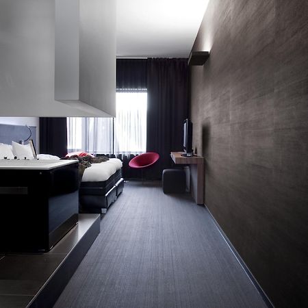 Carbon Hotel Genk Værelse billede