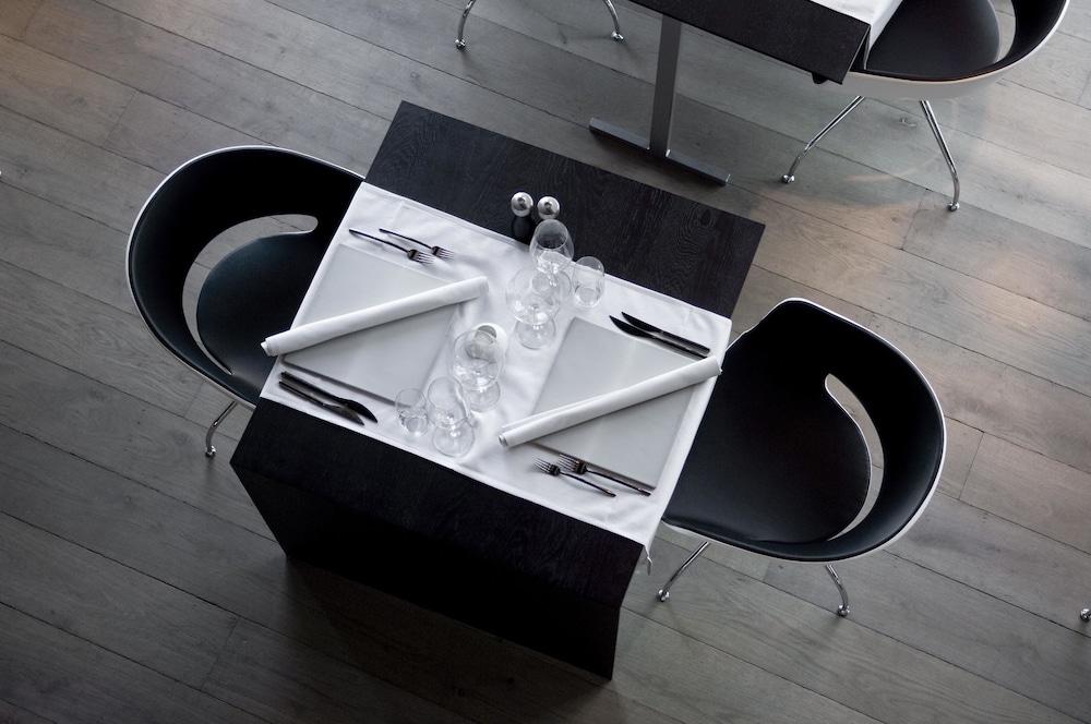 Carbon Hotel Genk Eksteriør billede