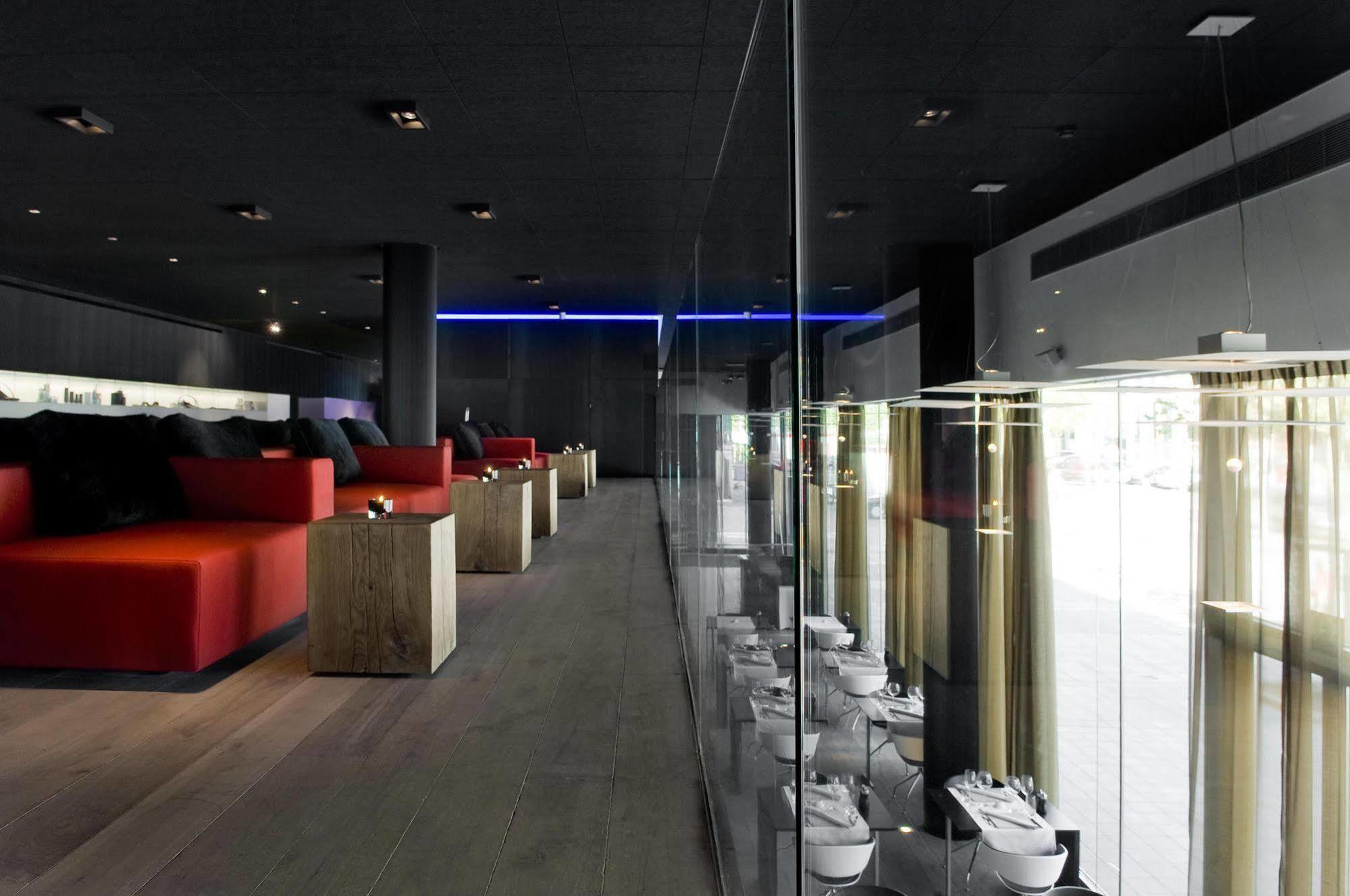 Carbon Hotel Genk Eksteriør billede