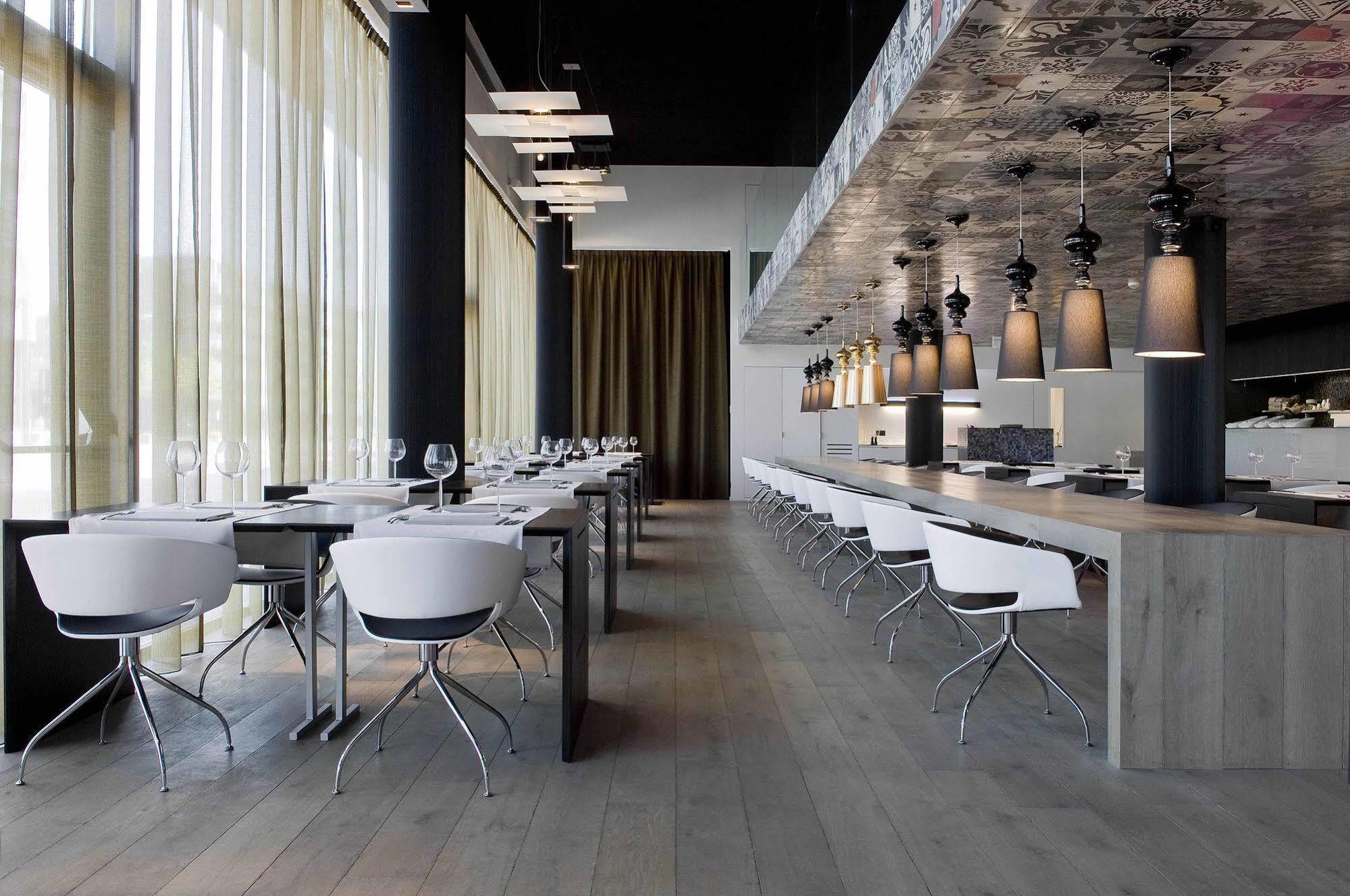 Carbon Hotel Genk Eksteriør billede