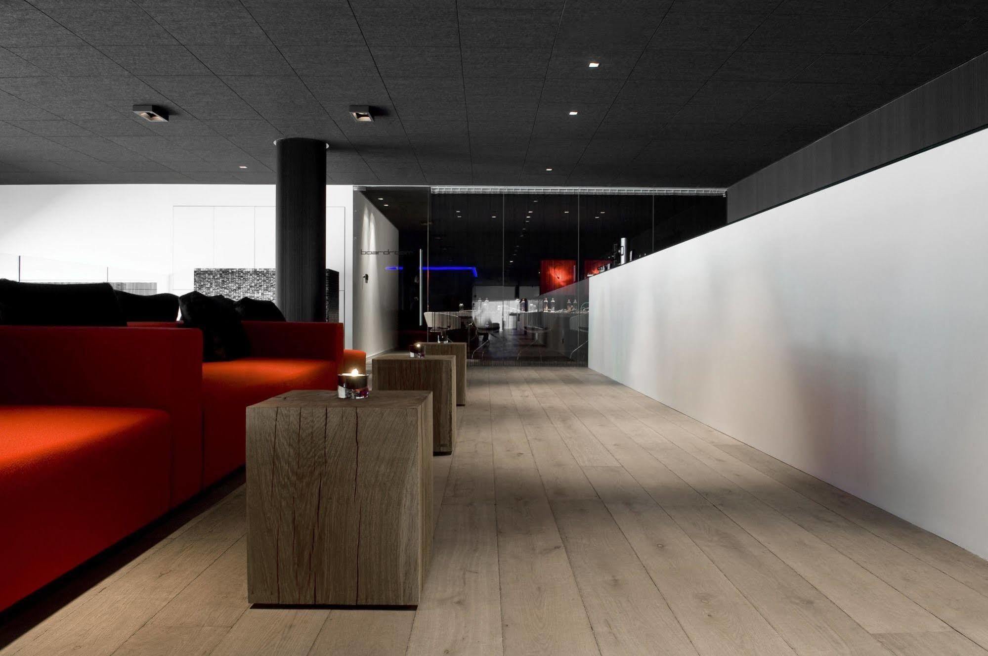 Carbon Hotel Genk Eksteriør billede