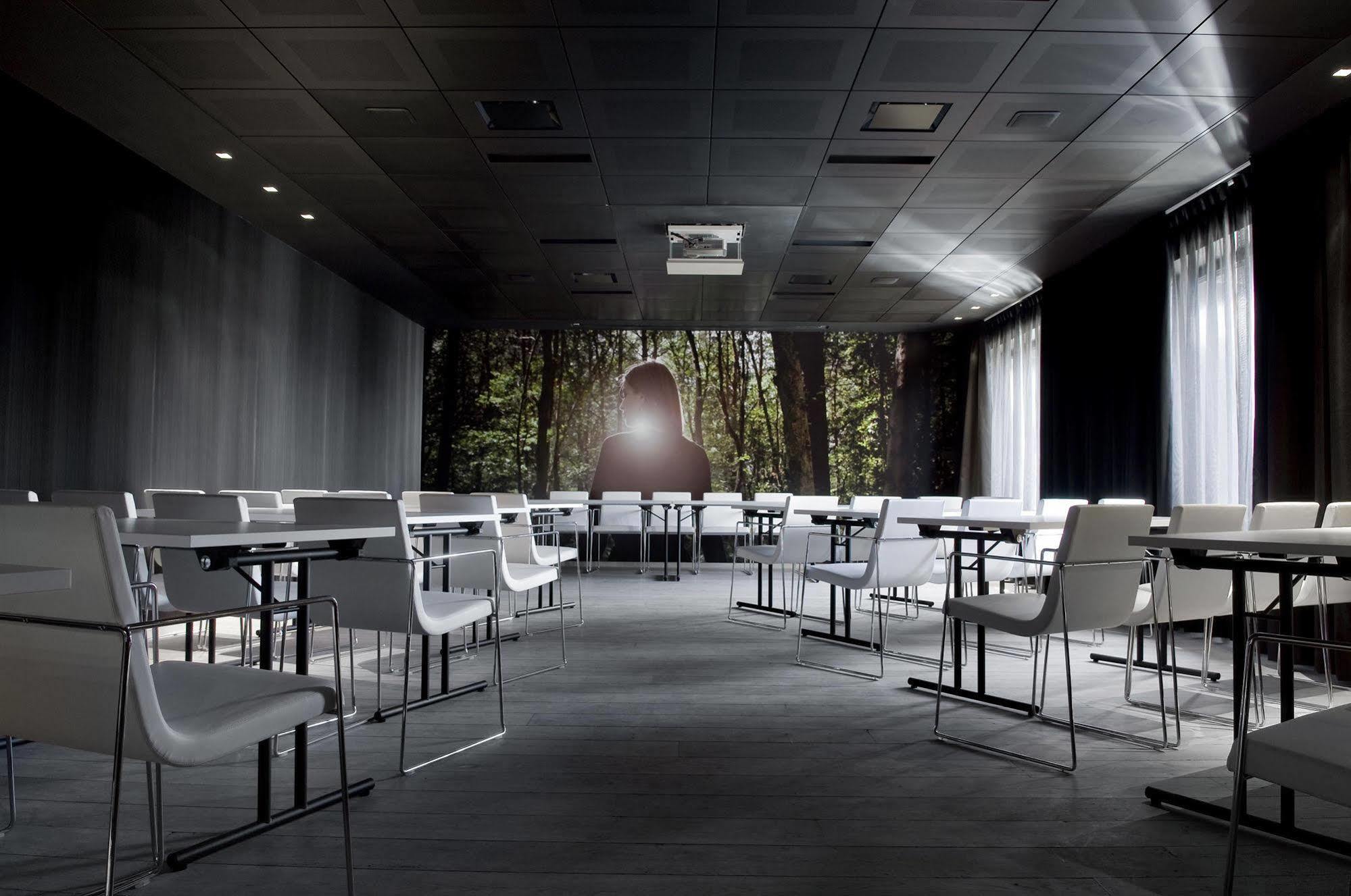 Carbon Hotel Genk Eksteriør billede